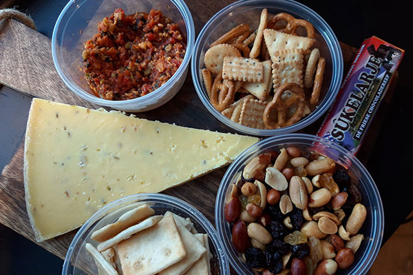 Nylander biologische kaas, boter en vlees van jersey koeien in Friesland