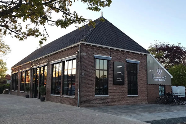 ylander biologische kaas, boter en vlees van jersey koeien in Friesland